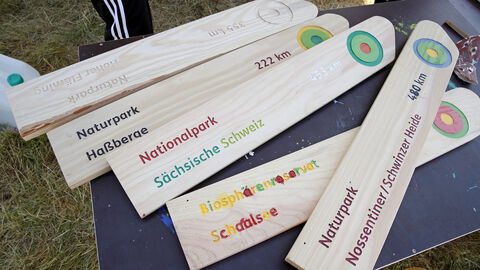 Schilder für einen Schilderbaum